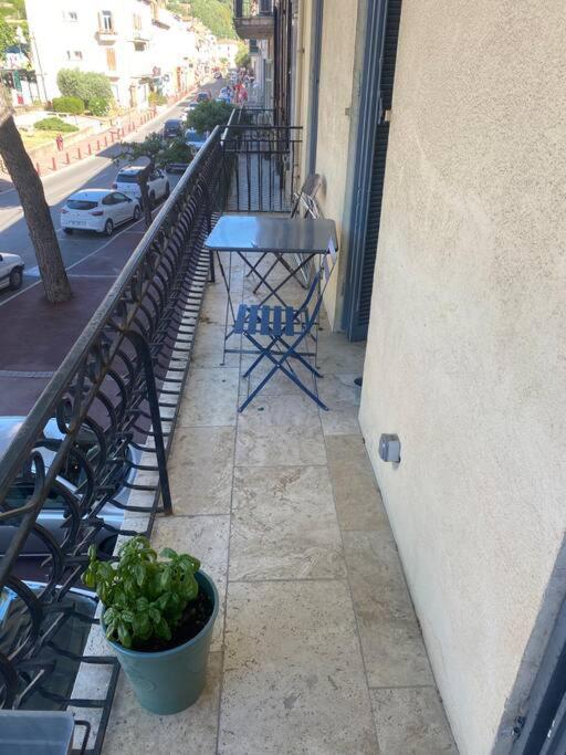 Jolie Appartement En Plein Centre Du Village Les Arcs-sur-Argens Buitenkant foto